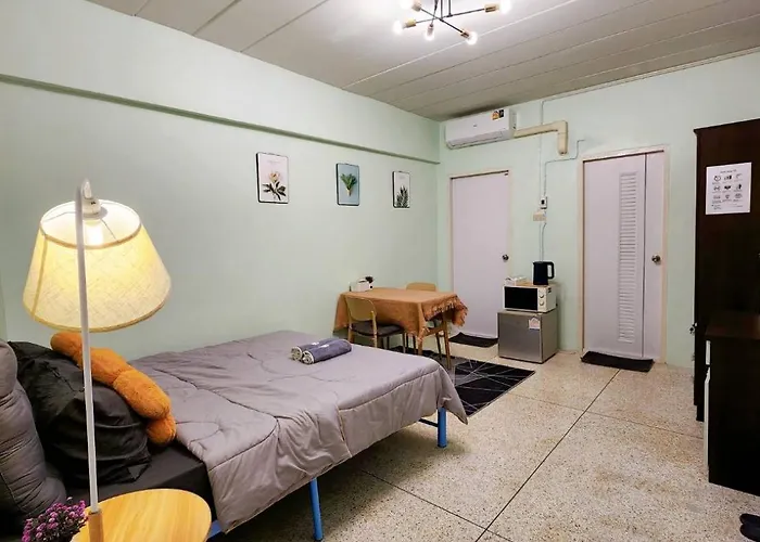 703-stp Homely Free Wi-fi And Near Bts Line Bangkok